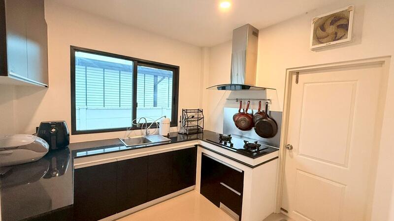 For Rent - Centro Wongwaen-Chatuchot, Bangkok