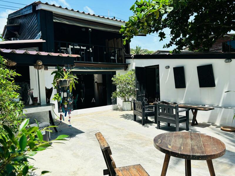 For Sale - Ultimate Beachfront Bliss 3 Bedrooms House in Chaloklum, Surat Thani