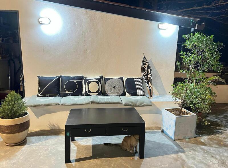 For Sale - Ultimate Beachfront Bliss 3 Bedrooms House in Chaloklum, Surat Thani