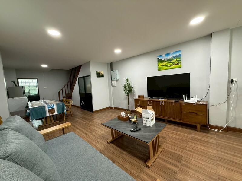 For Rent - Tenement house 3 storey Tao Poon, Bangkok