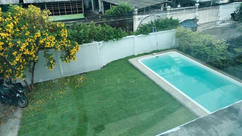 For Rent - Modern 2-Story Pool Villa in Udom Suk 42, Bangkok