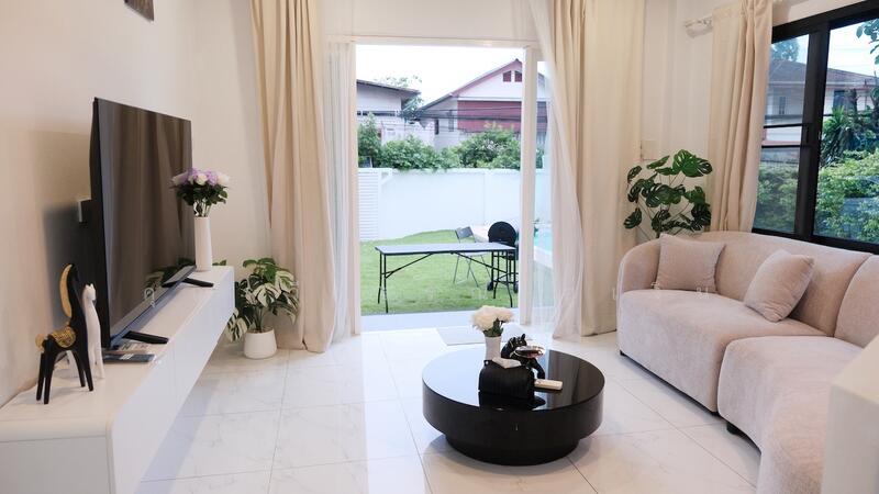 For Rent - Modern 2-Story Pool Villa in Udom Suk 42, Bangkok