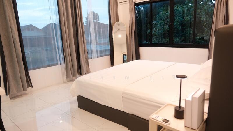 For Rent - Modern 2-Story Pool Villa in Udom Suk 42, Bangkok