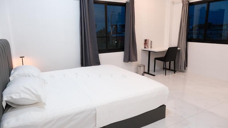 For Rent - Modern 2-Story Pool Villa in Udom Suk 42, Bangkok