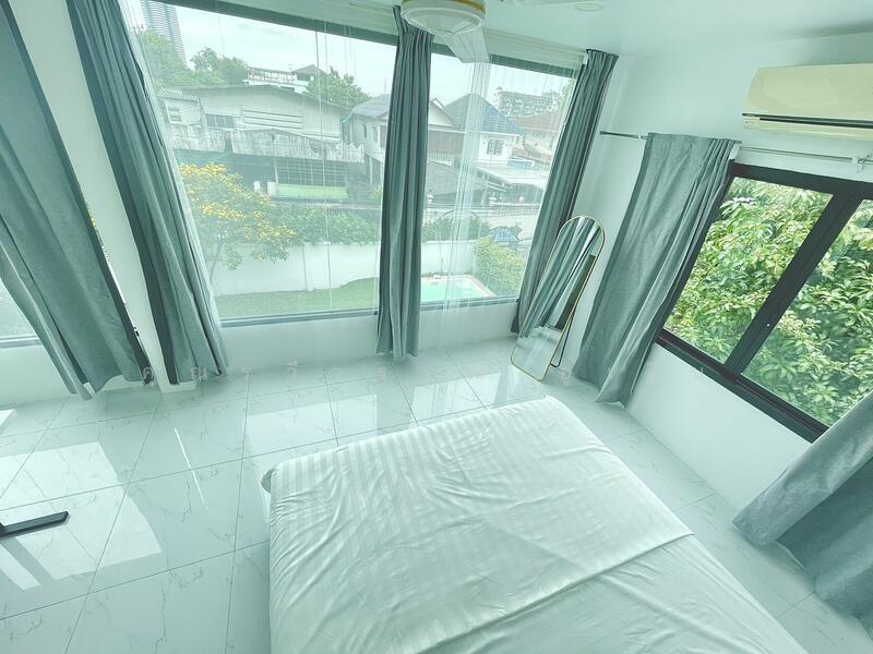For Rent - Modern 2-Story Pool Villa in Udom Suk 42, Bangkok