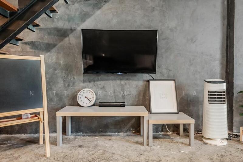 ขาย - ทาวน์เฮาท์ 4-ห้องนอน ใกล้ BTS รถไฟฟ้าสนามกีฬาแห่งชาติ, กรุงเทพ