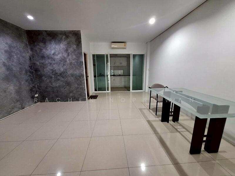 ให้เช่า - หมู่บ้านสัมมากร รามคำแหง112, กรุงเทพ