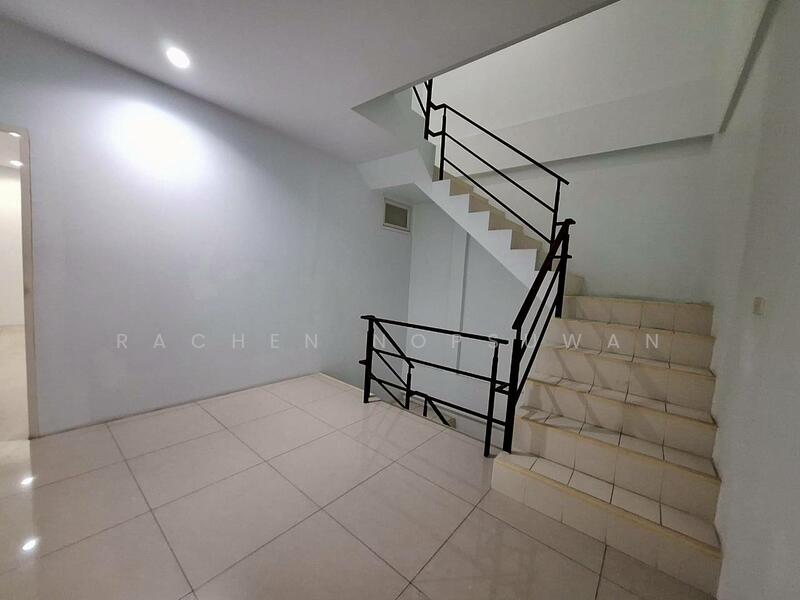 ให้เช่า - หมู่บ้านสัมมากร รามคำแหง112, กรุงเทพ