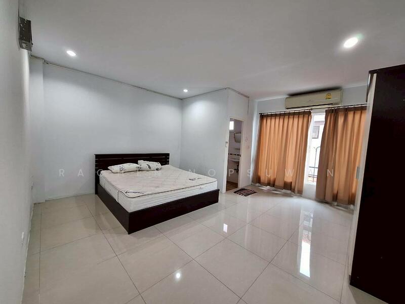 ให้เช่า - หมู่บ้านสัมมากร รามคำแหง112, กรุงเทพ