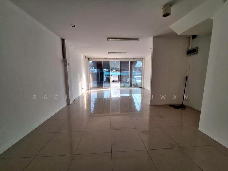 ให้เช่า - หมู่บ้านสัมมากร รามคำแหง112, กรุงเทพ