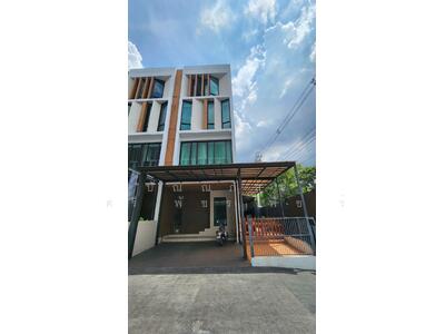 ขาย - The Author - Ratchada 32 : ดิ ออเธอร์ - รัชดาฯ 32, กรุงเทพ