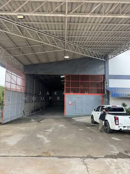 ให้เช่าโรงงาน พระราม2 ถนนบางปลา ท่าทราย สมุทรสาคร 2145 ตรม, สมุทรสาคร, ถนนบางปลา, ท่าทราย, เมืองสมุทรสาคร, สมุทรสาคร, 2,300 ตร.ม., โกดัง-โรงงาน ให้เช่า, โดย Jakarin Houpramong, 500019919 - DDproperty.com