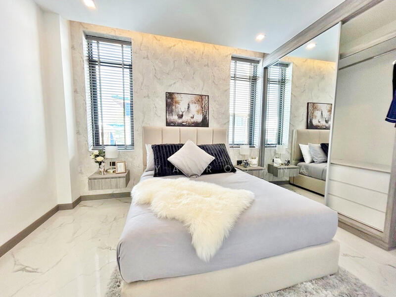 For Sale - Layan Chak Nok, Chon Buri (Pattaya)