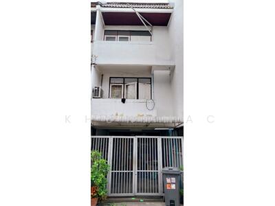 ขาย - ขายทาวน์เฮ้าส์ 3 ชั้น สุขุมวิท 101/1 ซอยวชิรธรรม15 ซอยตัน ตรงข้ามตลาดมหาสิน, กรุงเทพ