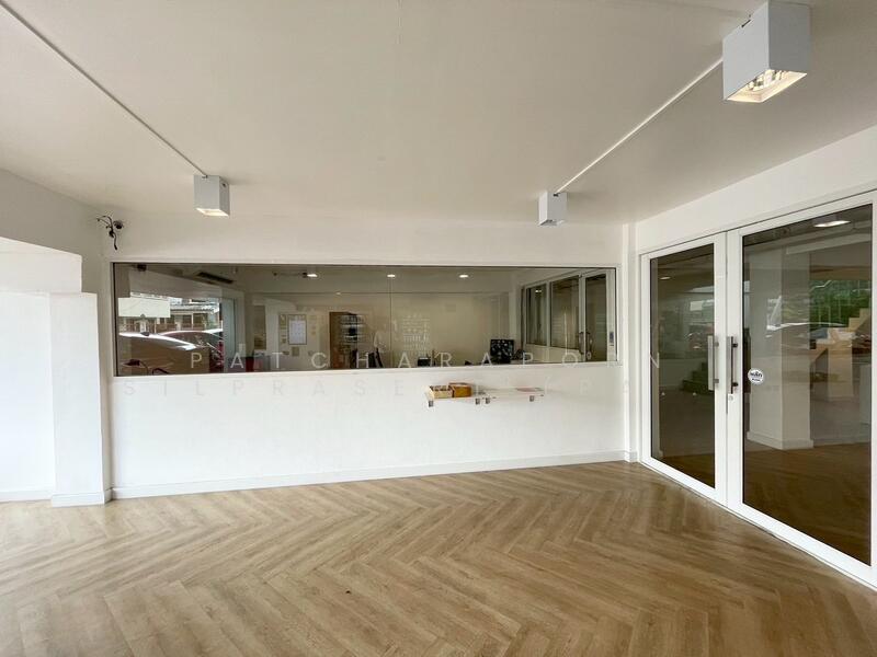 ขาย - ขาย Apartment ศรีนครินทร์ เมืองสมุทรปราการ อพาร์ตเมนต์ทำเลทอง ใกล้รถไฟฟ้า เดินทางสะดวก, สมุทรปราการ