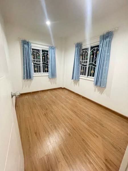 หมู่บ้านสุขุมวิทไลท์ บางปะกง (Sukhumvit Lite Bang Pakong), Chachoengsao, Bang Samak, Bang Pakong, Chachoengsao, 3 Bedrooms, 120 sqm, Semi-Detached House (Twin House) For Sale, by The Best Property กุ้ง, 500020399 - DDproperty.com