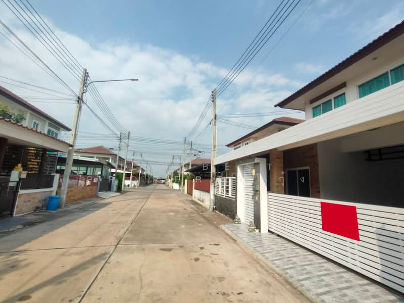 หมู่บ้านสุขุมวิทไลท์ บางปะกง (Sukhumvit Lite Bang Pakong), Chachoengsao, Bang Samak, Bang Pakong, Chachoengsao, 3 Bedrooms, 120 sqm, Semi-Detached House (Twin House) For Sale, by The Best Property กุ้ง, 500020399 - DDproperty.com