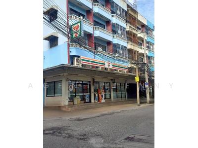 ขาย - ขายตึกแถว 5 ชั้น (พร้อมดาดฟ้า) ติด 7-Eleven ทำเลสุขุมวิท 81 (SPSJN253), กรุงเทพ