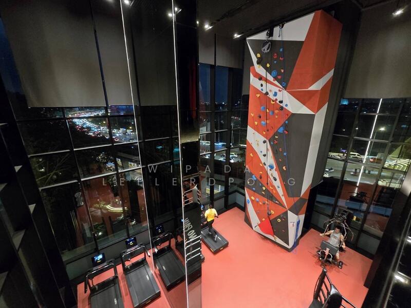 For Sale - Altitude Unicorn Sathorn-Tha Phra, Bangkok