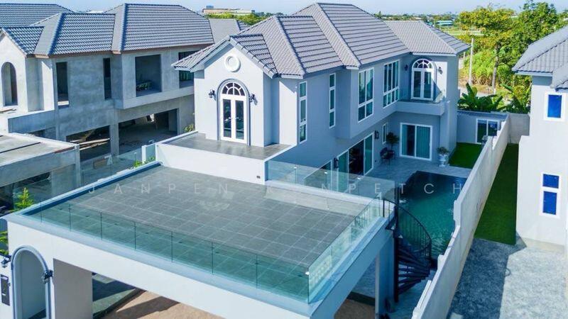 For Sale - The Happiness Exclusive Pool Villa Bangsaen, Chon Buri (Pattaya)