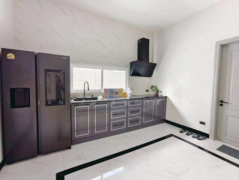 For Sale - The Happiness Exclusive Pool Villa Bangsaen, Chon Buri (Pattaya)