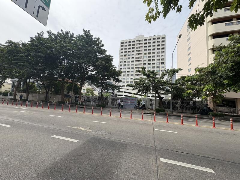 For Sale - ขายที่ดิน2ไร่ 1 งาน 43.9 ตารางวา ถนนมหาเศรษฐ์ ซอย เจริญกรุง45, Bangkok