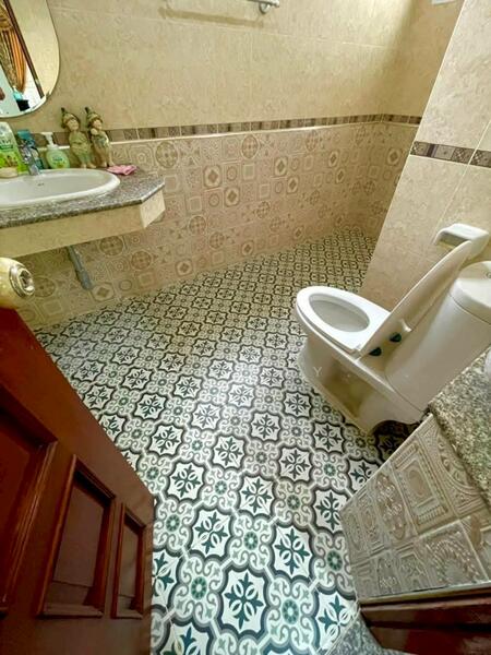 ขายด่วนบ้านหรู! 20 ล้านไม่ขาย ลดแรง แค่ 10.9 ล้านพอ!! พื้นที่ 251 ตร.ว. พร้อมเฟอร์นิเจอร์ทุกชิ้น, Udon Thani, Ban Chun, Muang Udon Thani, Udon Thani, 5 Bedrooms, 400 sqm, Single Detached House For Sale, by Rich property คุณพีรญา(จุ๋ม), 500021914 - DDproperty.com