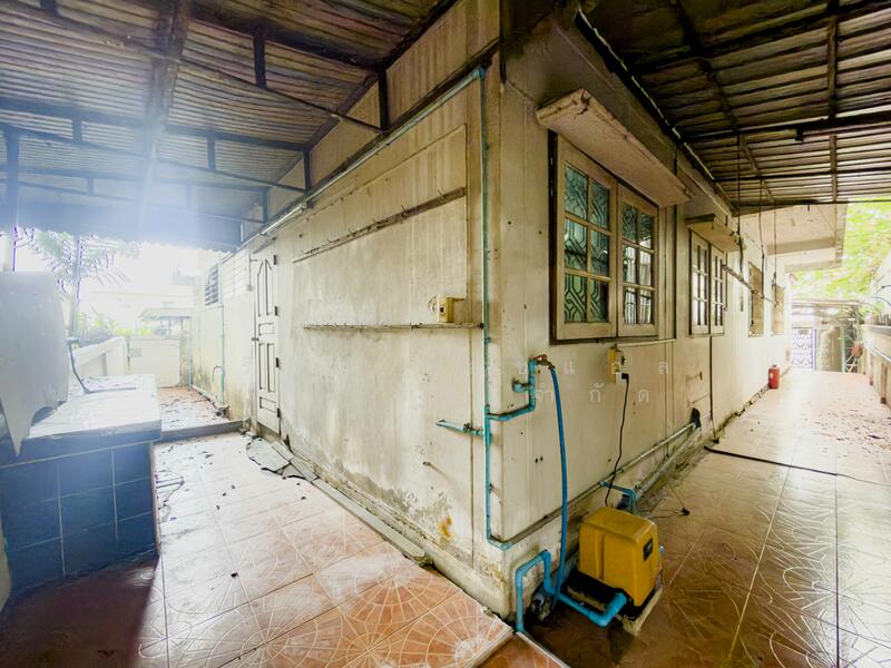 ขาย - บ้านเดี่ยว 2 ชั้น ซอย อัญสัมชัญ 15 ภาษีเจริญ, กรุงเทพ