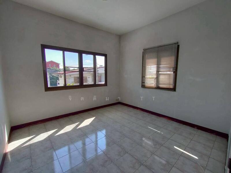 Single house, Nakniwat 17, Lat Phrao, opposite Lat Phrao District Office, Bangkok, Lat Phrao, Lat Phrao, Bangkok, 3 Bedrooms, 200 sqm, Single Detached House For Sale, by จิตติมา TT, 500022308 - DDproperty.com