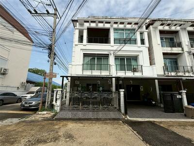 ขาย - Baan Klang Muang The Royal Monaco Srinakarin-Pattanakarn : บ้านกลางเมือง เดอะรอยัล โมนาโค ศรีนครินทร์-พัฒนาการ, กรุงเทพ