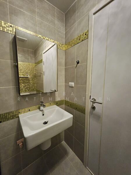 The Base Phetkasem, Bangkok, Phet Kasem Rd, Bang Wa, Phasi Charoen, Bangkok, 1 Bedroom, 32 sqm, Condo For Rent, by TREBA - Ratthanatorn, 500022499 - DDproperty.com