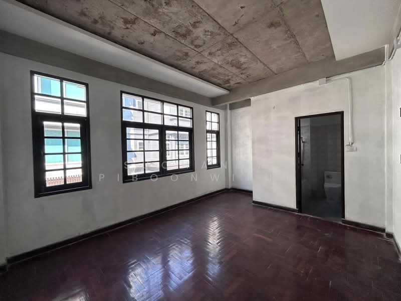 Townhouse For Rent Phrom Phong For Business, กรุงเทพ, สุขุมวิท 39, คลองตันเหนือ, วัฒนา, กรุงเทพ, 300 ตร.ม., ทาวน์เฮ้าส์ ให้เช่า, โดย Suchanya Piboonwiput, 500022621 - DDproperty.com