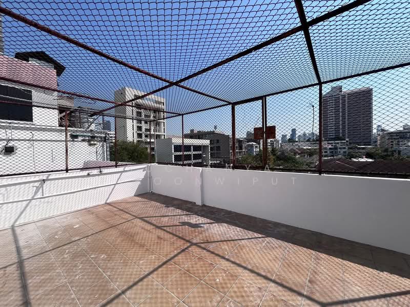 Townhouse For Rent Phrom Phong For Business, กรุงเทพ, สุขุมวิท 39, คลองตันเหนือ, วัฒนา, กรุงเทพ, 300 ตร.ม., ทาวน์เฮ้าส์ ให้เช่า, โดย Suchanya Piboonwiput, 500022621 - DDproperty.com