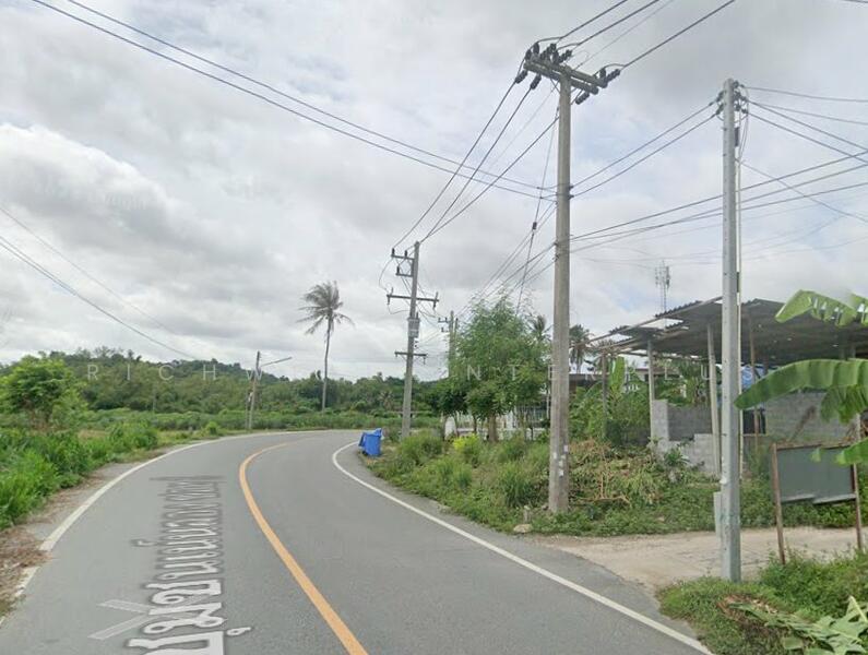For Sale - Land for sale in Nong Kham, 78 sq m., next to the community road, Noen Tong Soi 2, Chon Buri