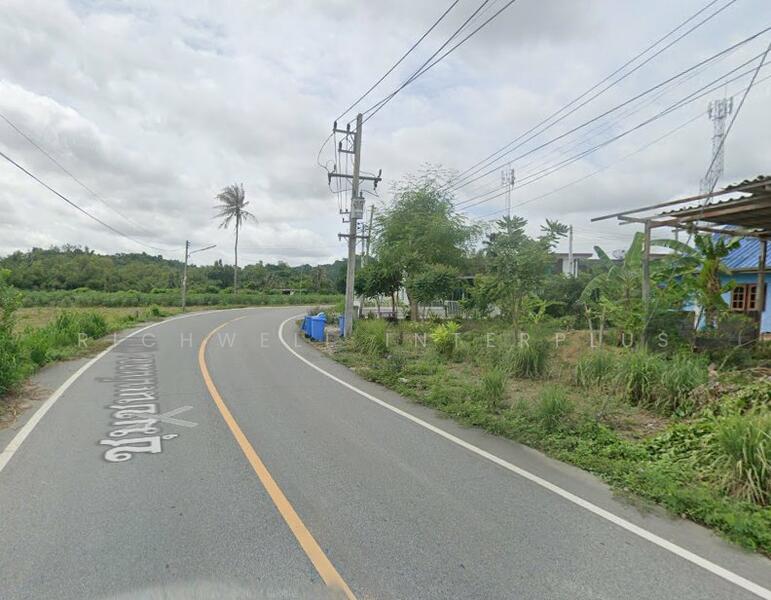 For Sale - Land for sale in Nong Kham, 78 sq m., next to the community road, Noen Tong Soi 2, Chon Buri