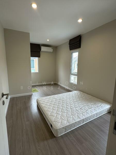 Anasiri Wongwaen-Lamlukka : อณาสิริ วงแหวน-ลำลูกกา, ปทุมธานี, ถนนเลียบมอเตอร์เวย์, บึงคำพร้อย, ลำลูกกา, ปทุมธานี, 152 ตร.ม., บ้านแฝด ขาย, โดย Tiwakorn Boonsanongchokying, 500022700 - DDproperty.com