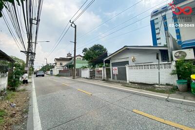 ขาย - ขายที่ดินพร้อมบ้าน 2ชั้น 57ตรว. ศรีนครินทร์ 38 ใกล้ MRT สายสีเหลือง, กรุงเทพ