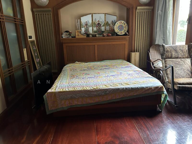 ให้เช่า - บ้านหลังใหญ่ติดคลองชักพระ, กรุงเทพ