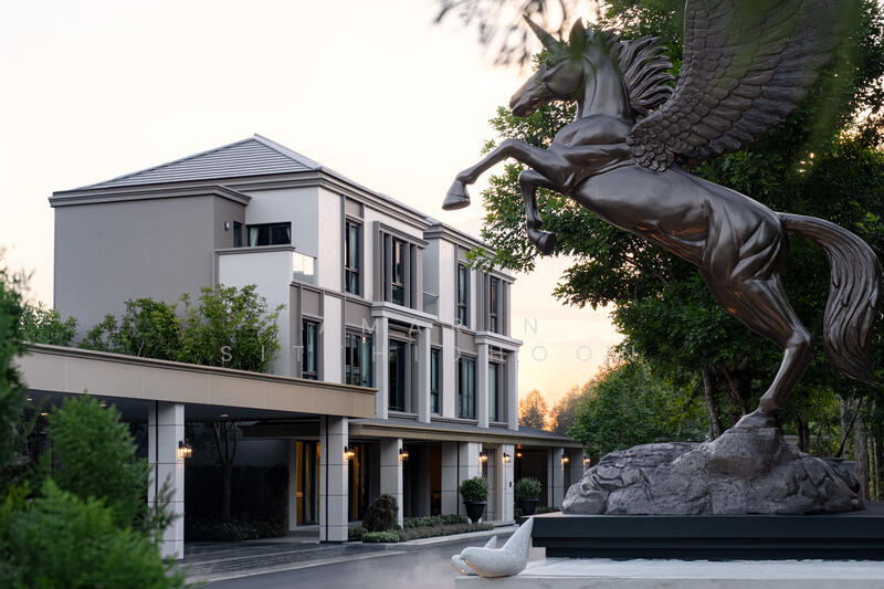 ขาย - Baan Klang Muang Classe Ratchayothin : บ้านกลางเมือง คลาสเซ่ รัชโยธิน, กรุงเทพ