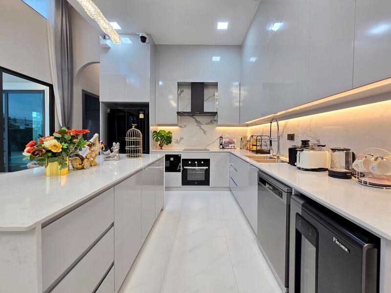 288/8 The Private Pool Villa Pattaya, Chon Buri (Pattaya), Nong Pru, Bang Lamung (Pattaya), Chon Buri (Pattaya), 4 Bedrooms, 308 sqm, Villa For Sale, by PLC Realestate, 500023150 - DDproperty.com