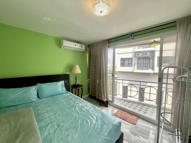 For Sale - Prayapirom Chateau Riverboat, Bangkok