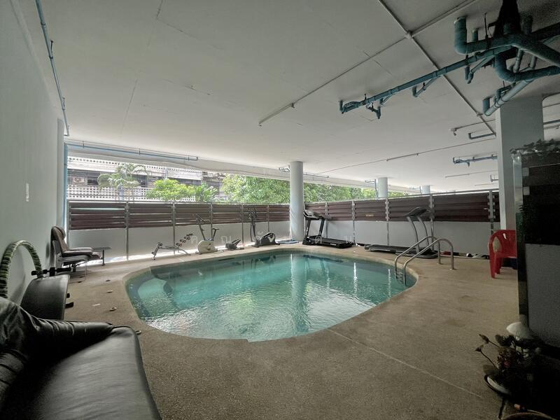 For Sale - Prayapirom Chateau Riverboat, Bangkok