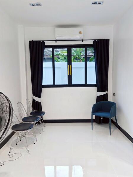 ให้เช่า - บ้านเดี่ยว 3 ชั้น ใจกลางทาวน์อินทาวทาวน์, กรุงเทพ