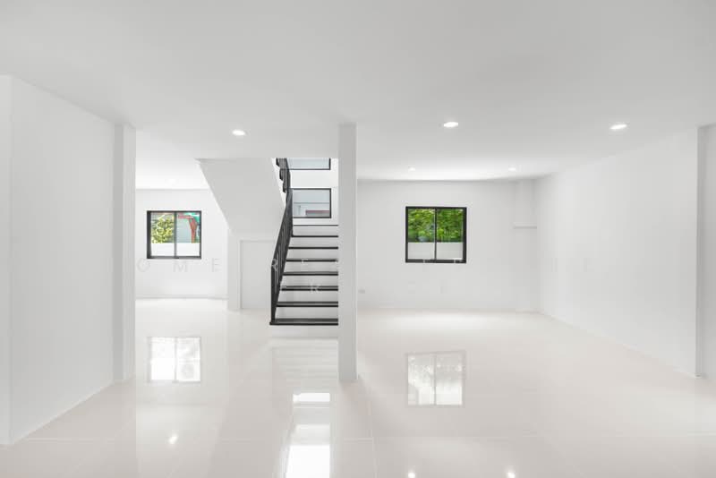 Bang na villa, Bangkok, Bang Na, Bangkok, 3 Bedrooms, 375 sqm, Single Detached House For Sale, by HOME Real Estate Service, 500023402 - DDproperty.com