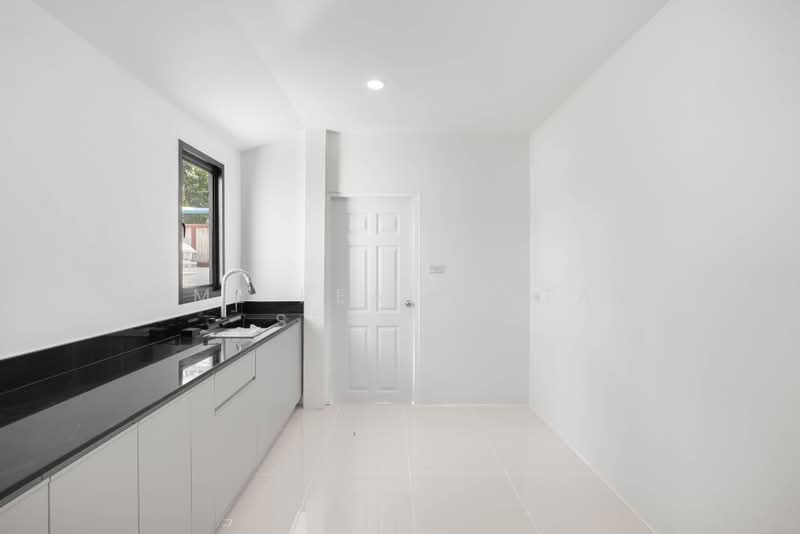 Bang na villa, Bangkok, Bang Na, Bangkok, 3 Bedrooms, 375 sqm, Single Detached House For Sale, by HOME Real Estate Service, 500023402 - DDproperty.com