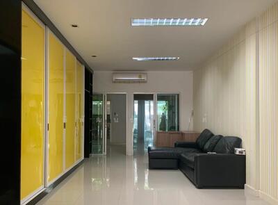 ขาย - Vista Park Ratchada-Ramindra : วิสต้า ปาร์ค รัชดา-รามอินทรา, กรุงเทพ