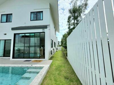 ขาย - Modern Private Pool in Samkong, Phuket Town, ภูเก็ต