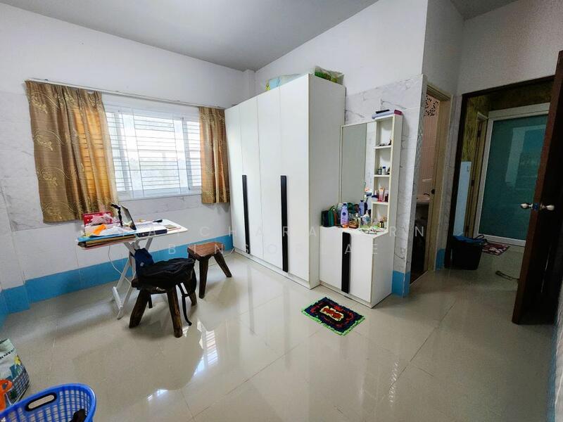 ขาย - undefined, ชลบุรี