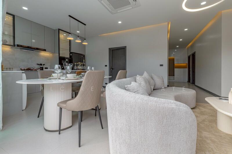 Luxury Detached House with Private Pool in Pattaya, Chon Buri (Pattaya), Bang Lamung, Bang Lamung (Pattaya), Chon Buri (Pattaya), 3 Bedrooms, 216 sqm, Single Detached House For Sale, by PLC Real Estate, 500023960 - DDproperty.com