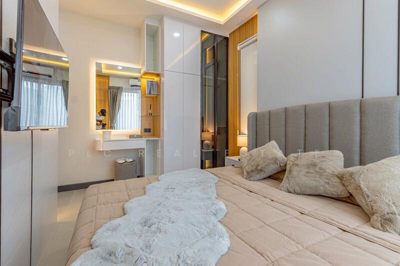 Luxury Detached House with Private Pool in Pattaya, Chon Buri (Pattaya), Bang Lamung, Bang Lamung (Pattaya), Chon Buri (Pattaya), 3 Bedrooms, 216 sqm, Single Detached House For Sale, by PLC Real Estate, 500023960 - DDproperty.com